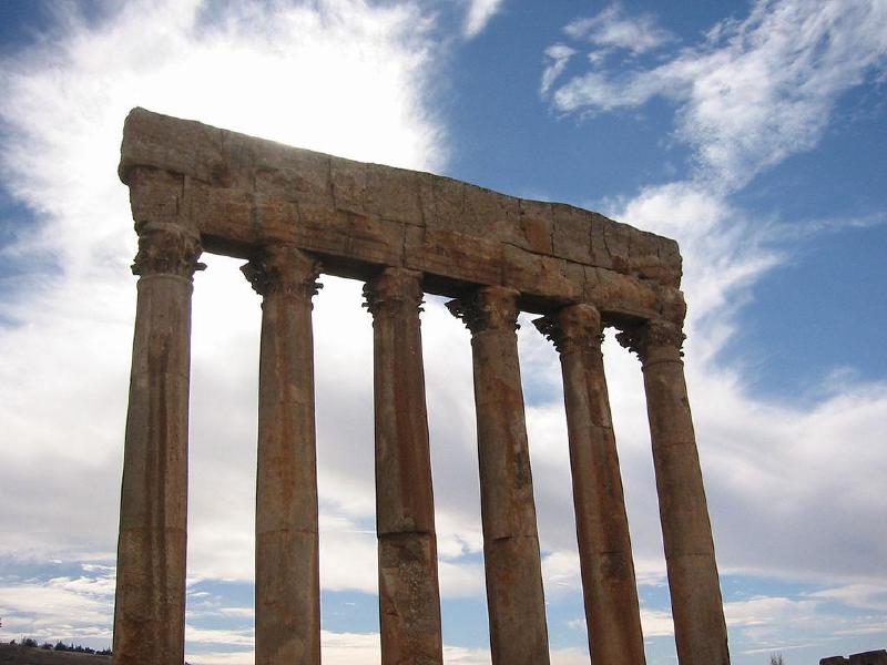 jupiter-columns-cc-moogdroog.jpg