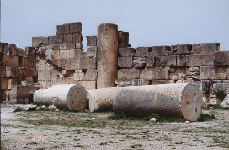 jupiter-temple-fallen-column-c-galen.jpg
