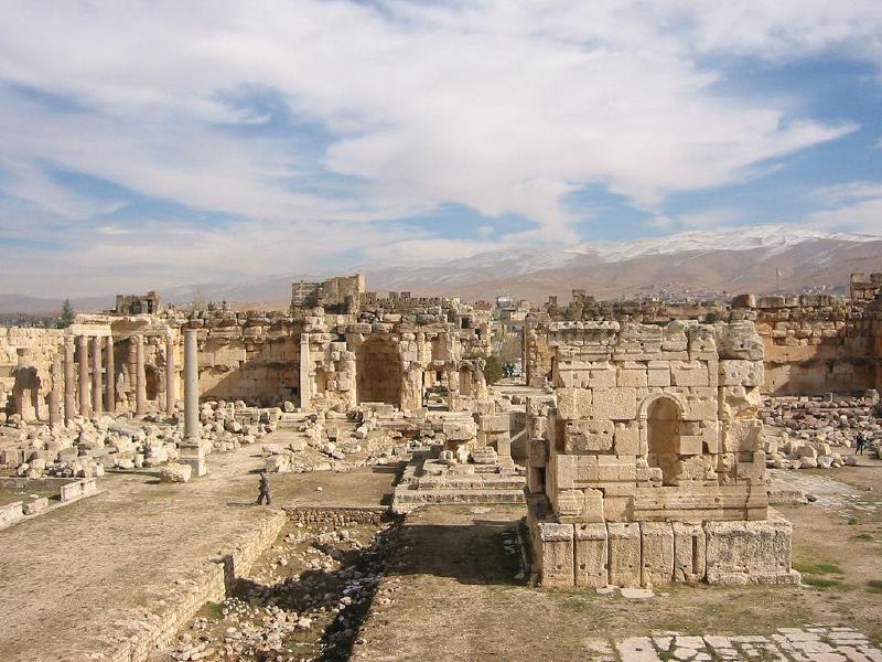 ruins-cc-moogdroog.jpg