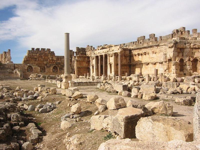 ruins2-cc-moogdroog.jpg