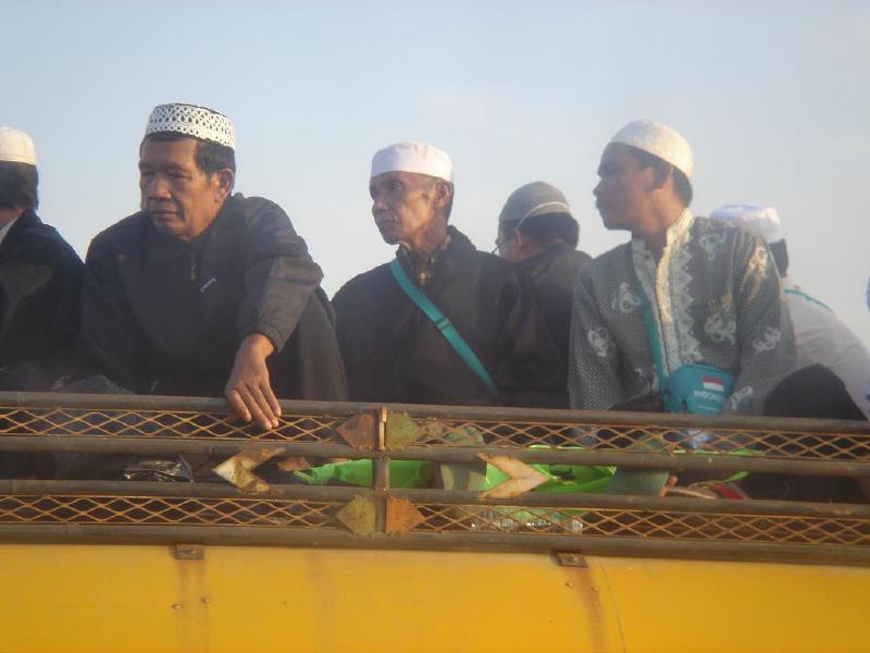 truck-pilgrims-c-transposition.jpg