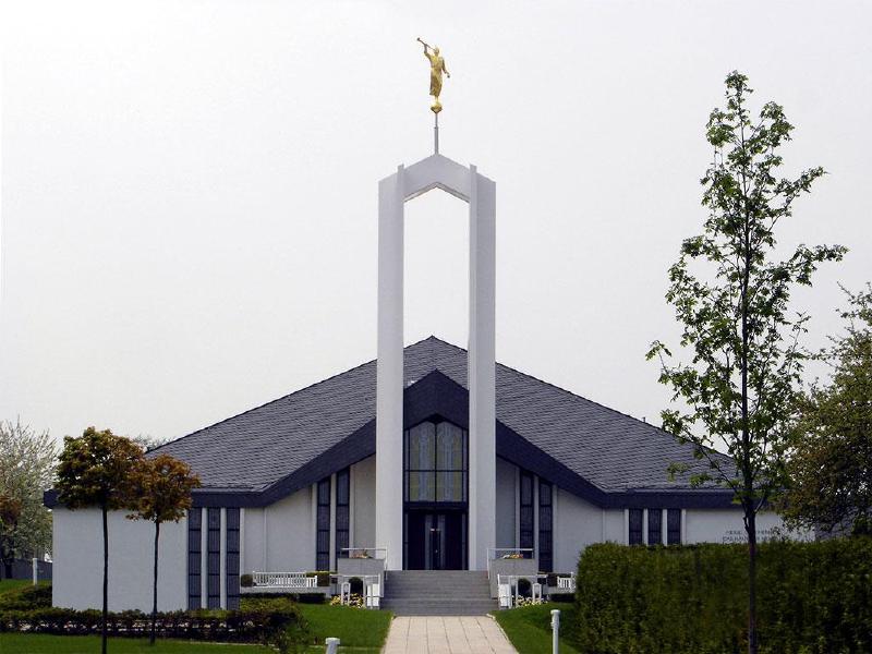 freiberg_lds_mormon_temple1.jpg