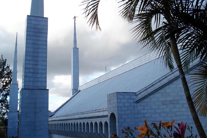 guatemala_city_lds_mormon_temple4.jpg