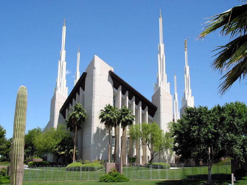 las_vegas_lds_mormon_temple1.jpg
