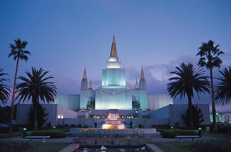 oakland_temple2.jpg