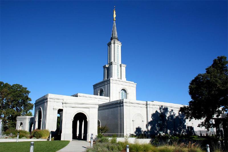 sacramento_lds_mormon_temple5.jpg