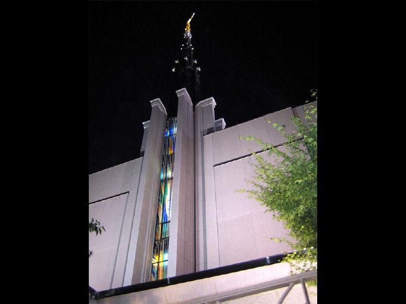 tokyo_lds_mormon_temple1.jpg