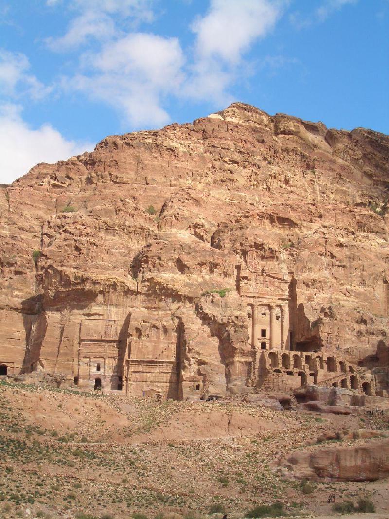 royal-tombs2-cc-RMNL.jpg