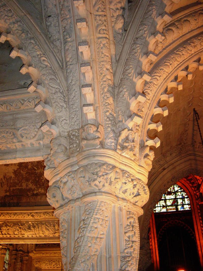 Rosslyn Chapel (7).jpg